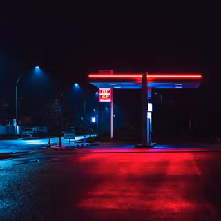 Neon city 4k iPhone wallpaper