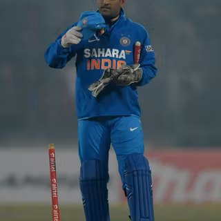 India Dhoni 4k Android wallpaper