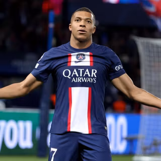 Mbappé 4k PC wallpaper