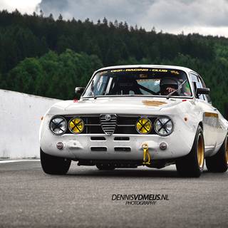 Alfa Romeo GTA wallpaper