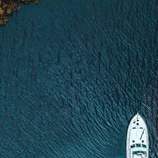 Water 4k mobile wallpaper