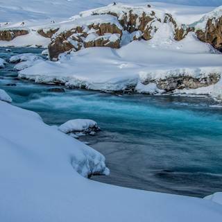 Snow river wallpaper