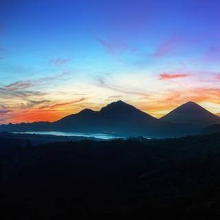 Mountain sunrise 4k wallpaper