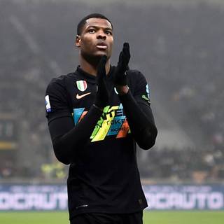 Denzel Dumfries wallpaper