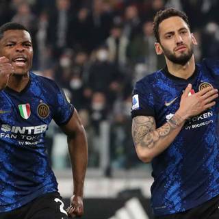 Denzel Dumfries wallpaper