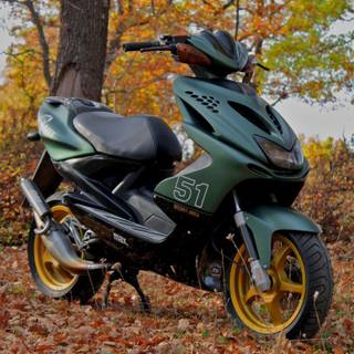 Yamaha scooter wallpaper