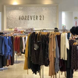 Clothes shop wallpaper