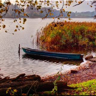Autumn boat wallpaper