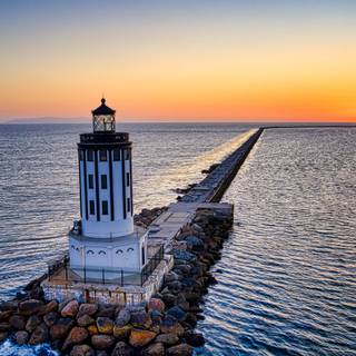 4k lighthouse wallpaper