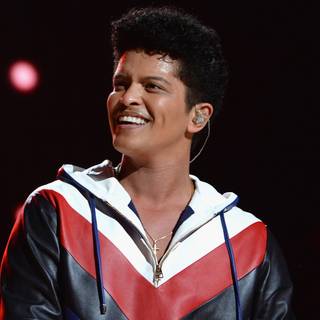 Bruno Mars 4k wallpaper