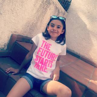 Scarlett Estevez wallpaper