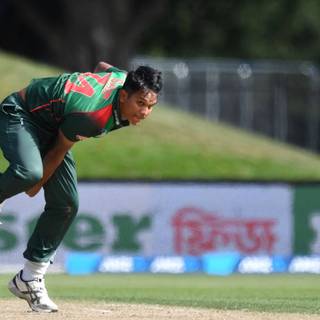 Cricket bowler wallpaper