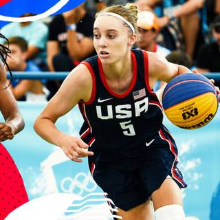 Paige Bueckers wallpaper