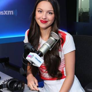 Guts Olivia Rodrigo wallpaper