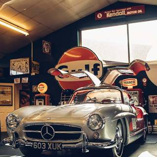 Mercedes Gullwing wallpaper