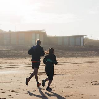 People running wallpaper