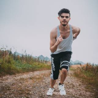 People running wallpaper