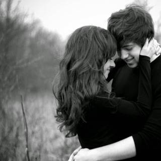 Girl love desktop wallpaper