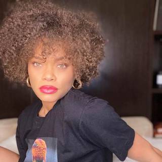 Andra Day wallpaper