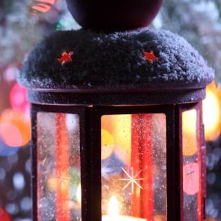 Winter candle wallpaper