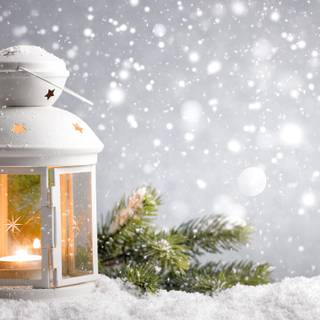 Winter candles wallpaper