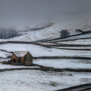 Winter England wallpaper