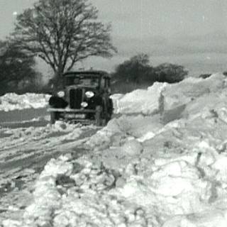 Winter England wallpaper