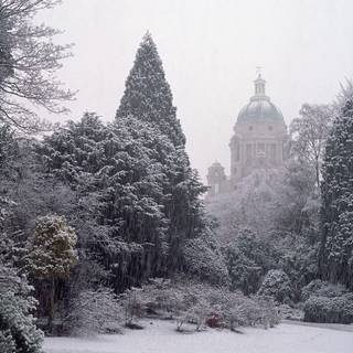 Winter England wallpaper