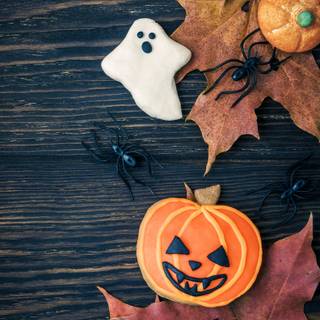 Dark Halloween phone wallpaper