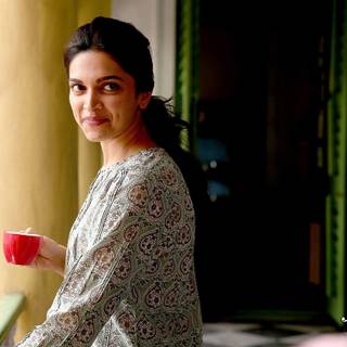 Piku movie wallpaper