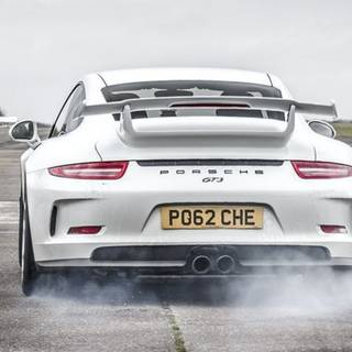 Porsche 911 Gt3 Rs 4k iPhone wallpaper