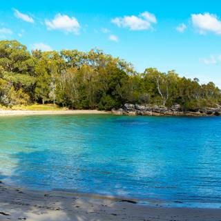 Honeymoon Bay wallpaper