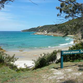 Honeymoon Bay wallpaper