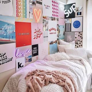 Dream room wallpaper