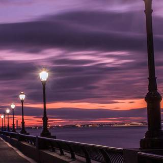 Streetlamp wallpaper