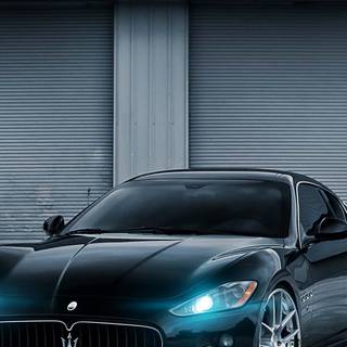 Maserati 4k iPhone wallpaper