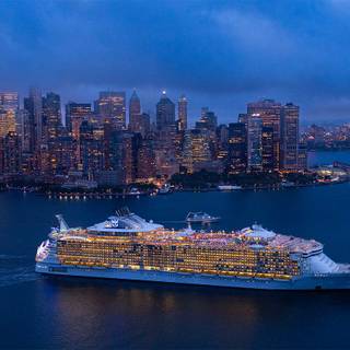 Oasis of The Seas wallpaper