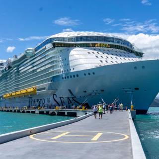 Oasis of The Seas wallpaper