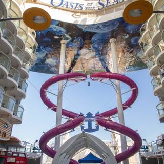 Oasis of The Seas wallpaper