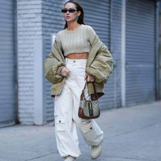 Cargo pants wallpaper