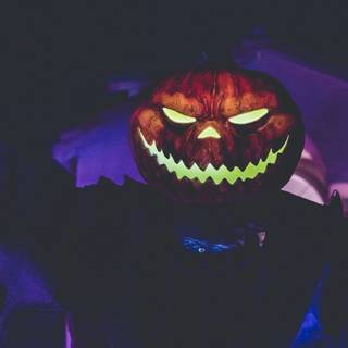 Purple Halloween laptop wallpaper