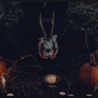 Computer Halloween aesthetic wallpaper