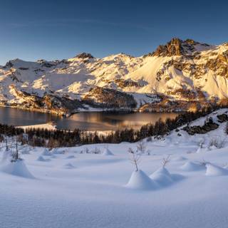 Panoramic winter wallpaper