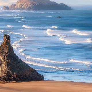 iPhone 12 sea wallpaper