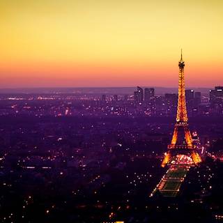 4k Eiffel Tower wallpaper