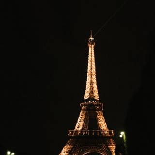 4k Eiffel Tower wallpaper