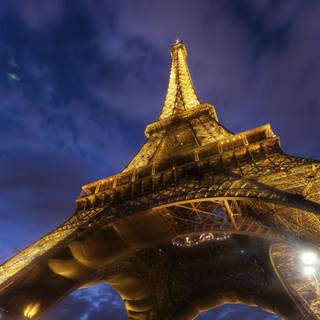 4k Eiffel Tower wallpaper