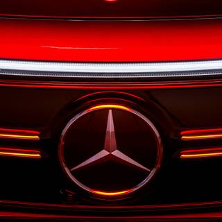Mercedes logo 4k wallpaper