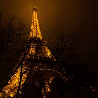 4k Eiffel Tower wallpaper