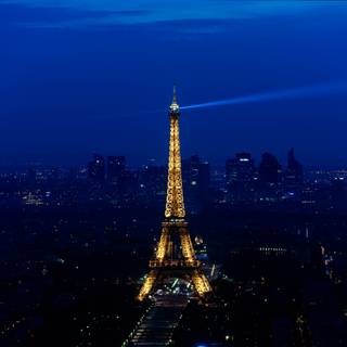 4k Eiffel Tower wallpaper